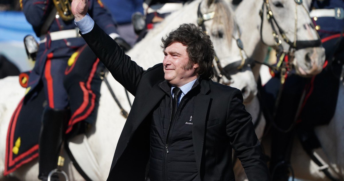 "Después vienen a hablar de interferencias": Javier Milei acusó al Gobierno de Brasil de "poner plata en la campaña anti-argentina"