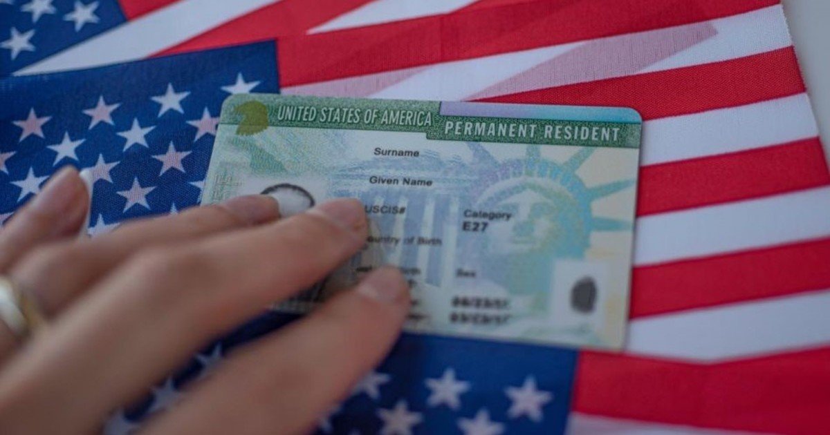Oficial y confirmado: una regla USCIS sobre las green cards afectaría a más de 300 mil inmigrantes de Texas