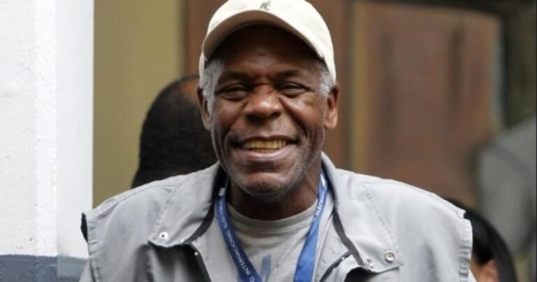 La triste confesión de Danny Glover: el actor de Arma mortal  reveló que tiene Alzheimer