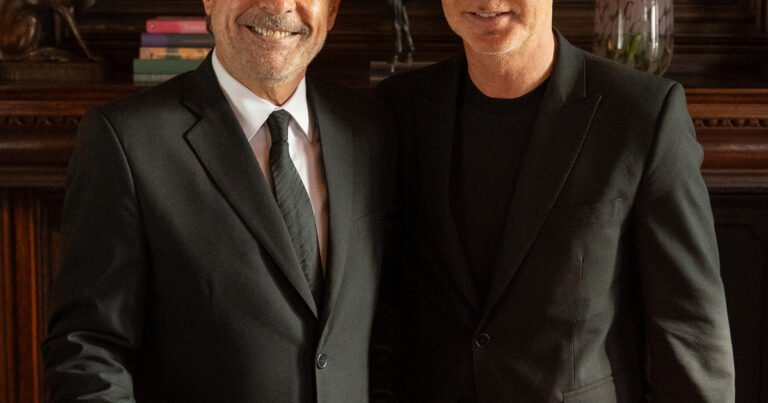 Guillermo Francella y Adrián Suar, juntos en una película por primera vez: intimidades del rodaje de "Un funeral y medio"