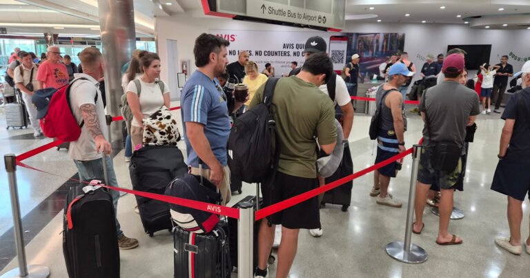 La odisea de los hinchas argentinos para llegar a Nueva York: autos de alquiler, vuelos con conexiones eternas y una reventa por las nubes