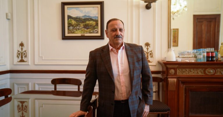 Ricardo Quintela dice que Kicillof "no es un traidor" y pide que dos gobernadores del PJ "cambien su relación con Milei"