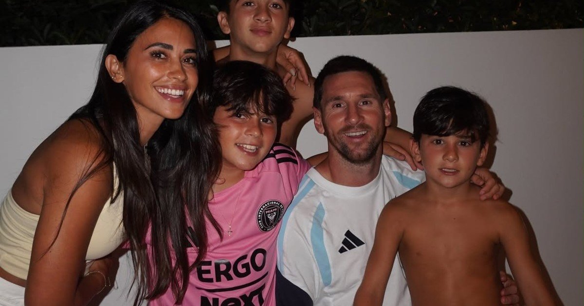 La Scaloneta recarga energías: las fotos del reencuentro de Lionel Messi con Antonela y sus hijos en la noche libre en Miami