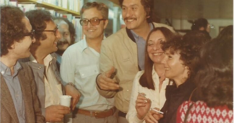 Intelectuales argentinos: el vacío que deja una generación y el desafío del recambio en tiempos de ajuste y fuga de cerebros