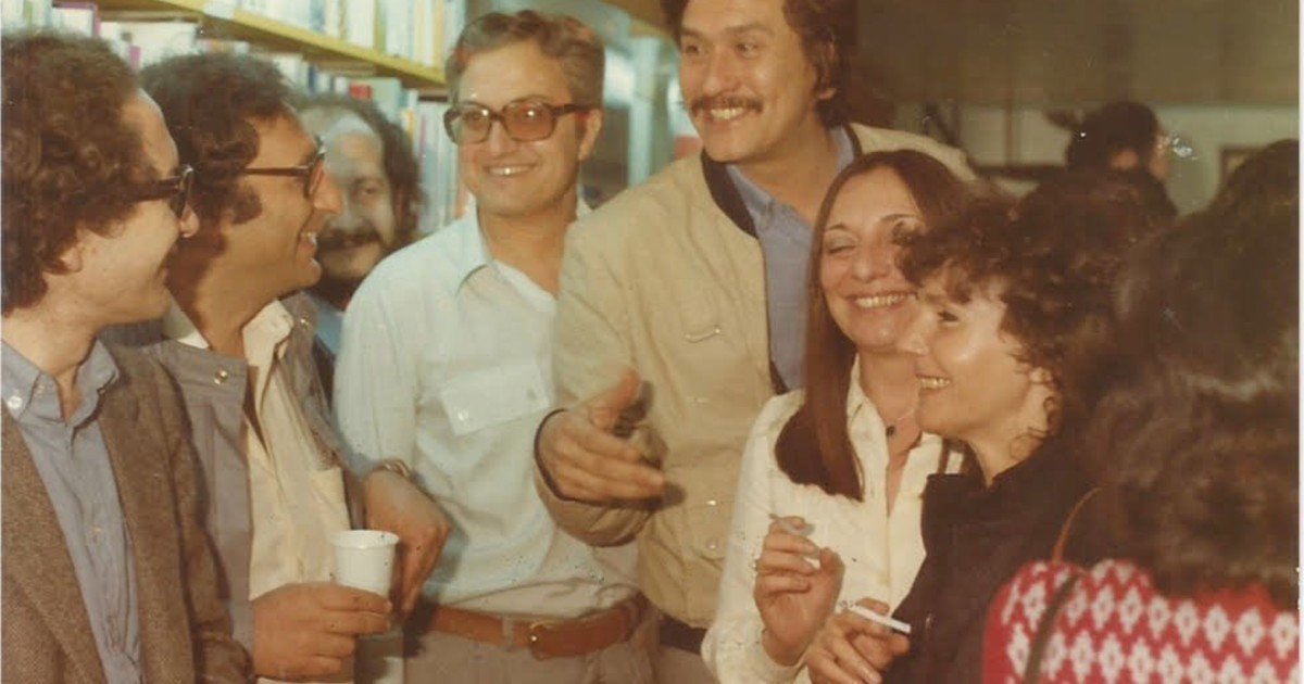 Intelectuales argentinos: el vacío que deja una generación y el desafío del recambio en tiempos de ajuste y fuga de cerebros