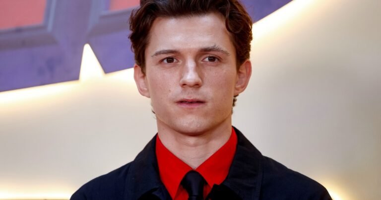 Tom Holland se pondrá en los zapatos de Fred Astaire para una biopic, y quiere hacer todo el baile él mismo