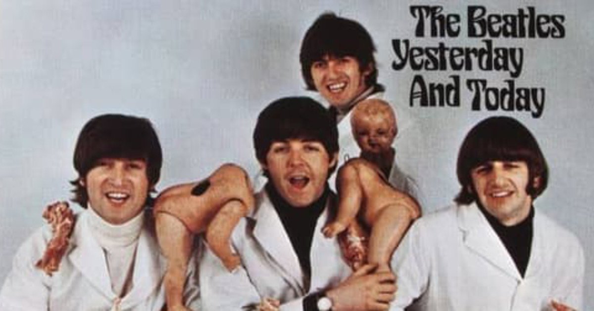 Muñecos decapitados y trozos de carne cruda: los Beatles y la tapa de un escandaloso álbum de rock