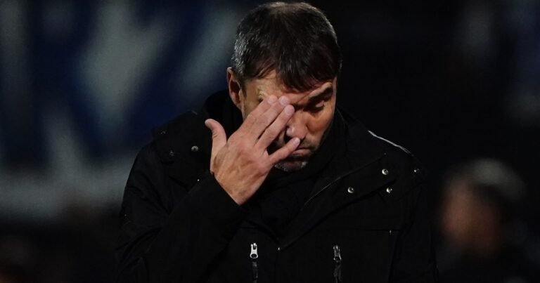 Chacho Coudet, tras otro golpazo: "No es que me ponga una pistola en la cabeza, pero River no te da margen ni tiempo; tenemos que empezar a ganar"