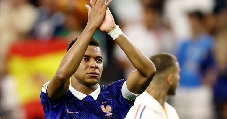La decepción de Kylian Mbappé tras la derrota ante España: "Técnicamente no estuvimos a la altura de una semifinal de un Mundial"