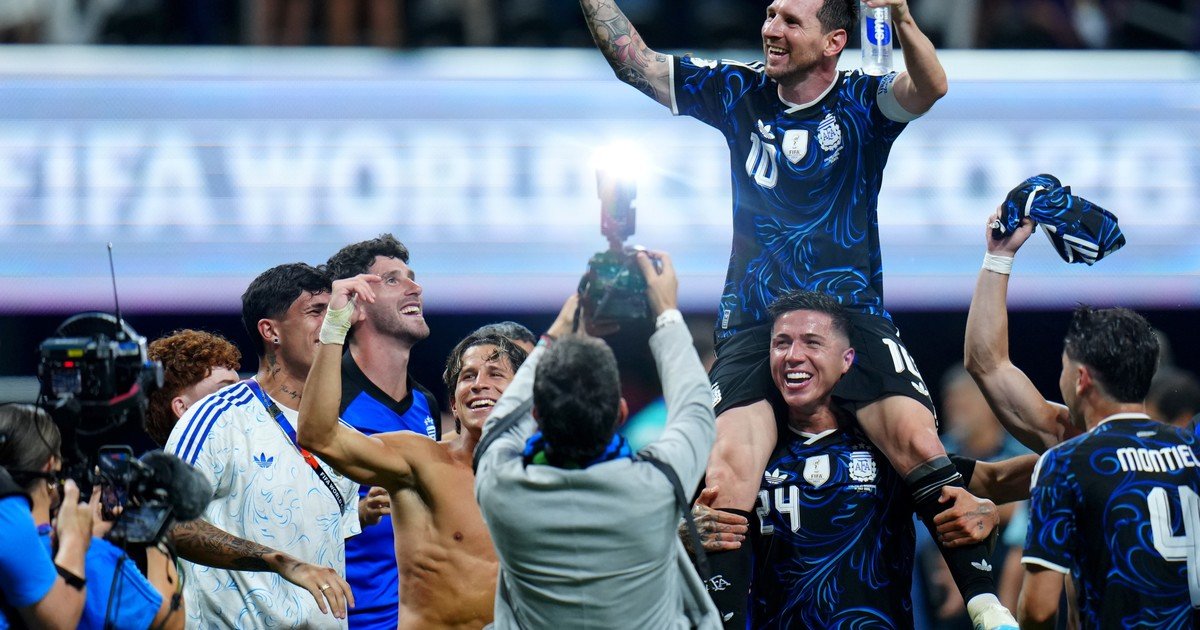 Argentina: festa nacional após vitória contra Inglaterra