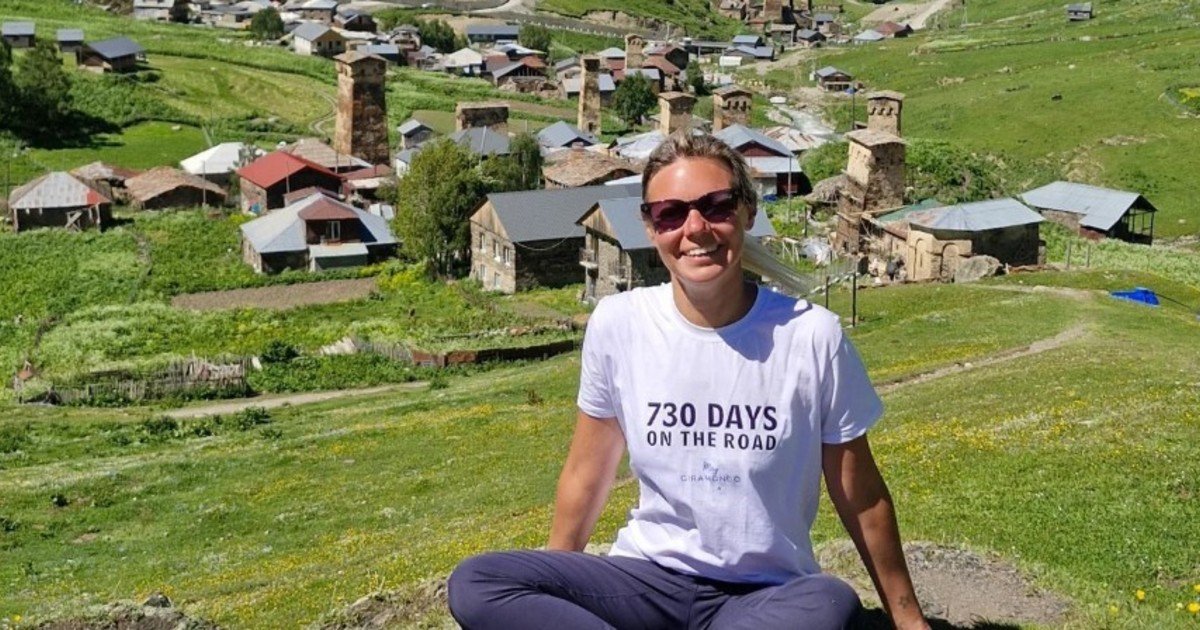 Miriam, dos años viajando sola por 75 países: "Podemos ganar más dinero o cambiar de trabajo, pero el tiempo que pasa no vuelve"