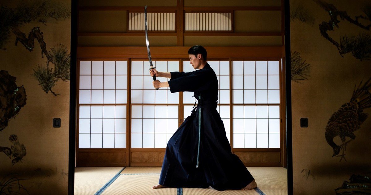 Qué significa el proverbio japonés: “La hoja más afilada es la que se enfrentó durante más tiempo al fuego”