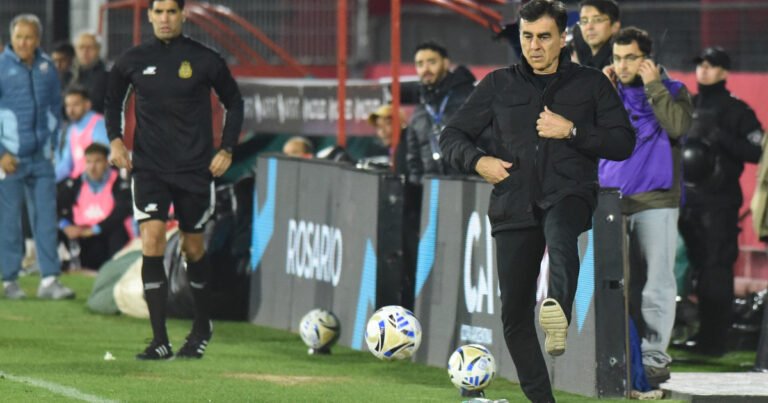 Independiente, en llamas: la conferencia de Quinteros que molestó a los hinchas y la fría frase de Marcone sobre el DT
