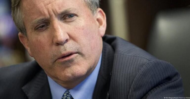 Revés para inmigrantes en Texas: Ken Paxton logra frenar un fondo de 1 millón de dólares que financiaba defensas contra deportaciones