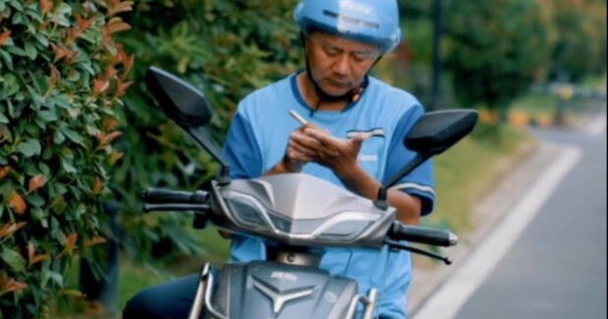 El delivery que se convirtió en poeta