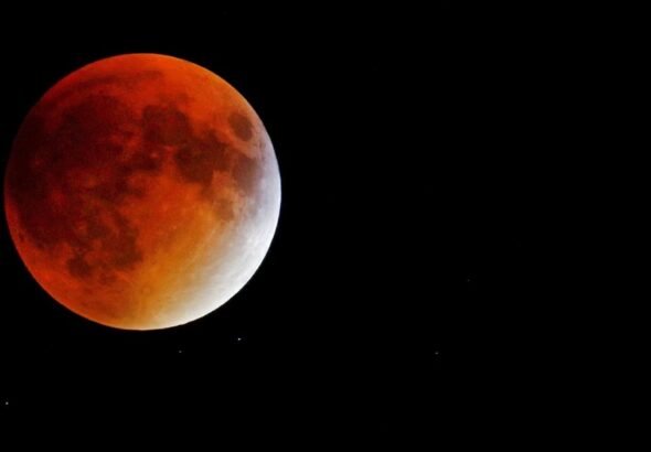 Eclipse lunar del 28 de agosto: por qué la Luna se teñirá de rojo, desde dónde se podrá ver y todo lo que tenés que saber
