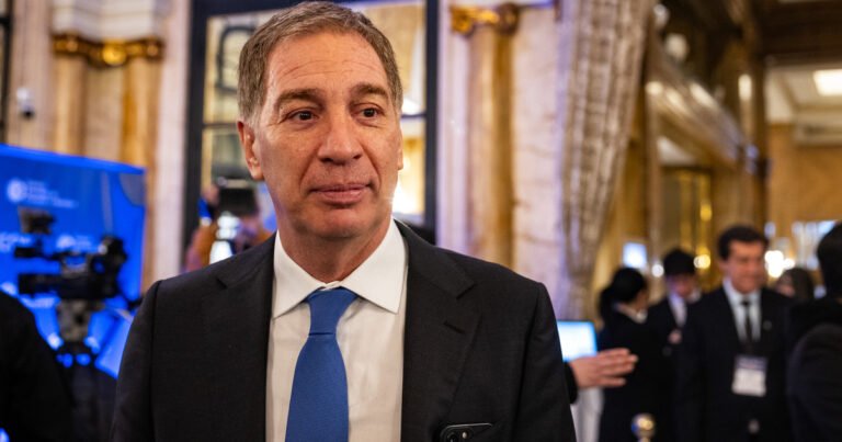 Santilli gana peso en el Gabinete: negocia con los gobernadores y el PRO, con la reelección de Milei en la mira