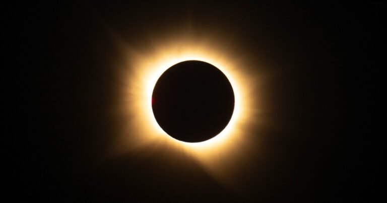 Cuándo es el próximo eclipse que se verá desde Argentina y será el más largo del siglo