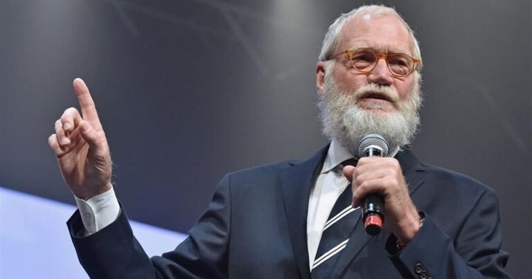 David Letterman, conductor, 79 años: “He descubierto que lo único que realmente te hace feliz es hacer algo bueno por alguien que es incapaz de hacerlo por sí mismo”