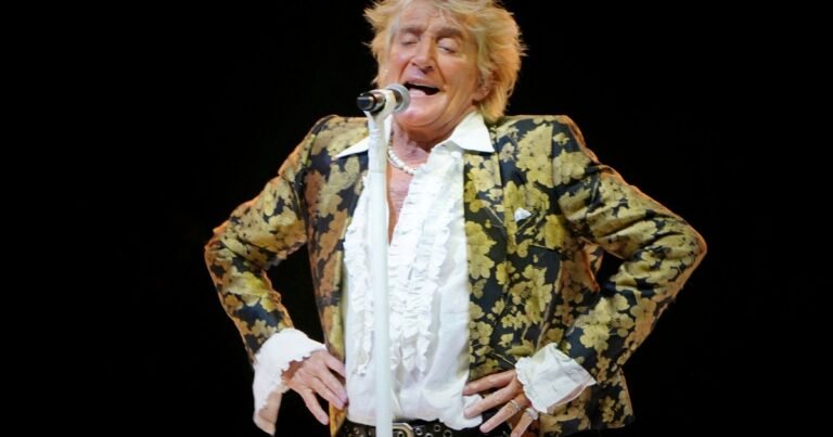 La salud le volvió a jugar en contra a Rod Stewart y tuvo que cancelar su gira mundial