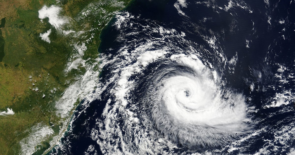 El temporal en el AMBA afecta a toda la región: alerta por un ciclón extratropical, vientos de 100 km/h y riesgo de tornado en Brasil