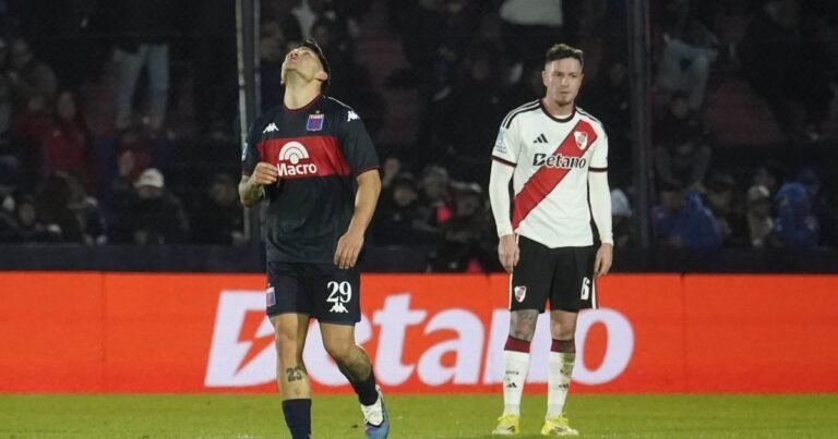El error de Aníbal Moreno que le dio otro golpe a River y una racha solo comparable con un registro de 1906