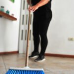 Empleadas domésticas: cuánto hay que pagar por hora en agosto 2026 tras quedar congelados los salarios