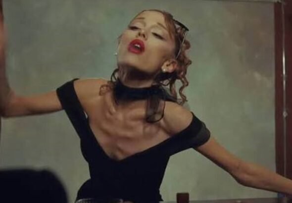 Ariana Grande vuelve a preocupar a sus fans por extrema delgadez, a días de inaugurar un fondo para contribuir a la salud mental de los músicos