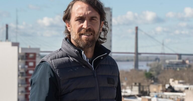 Fue capitán de River, su frase sobre un "silencio atroz" todavía retumba en el fútbol y ahora entra a la política: será candidato a intendente libertario