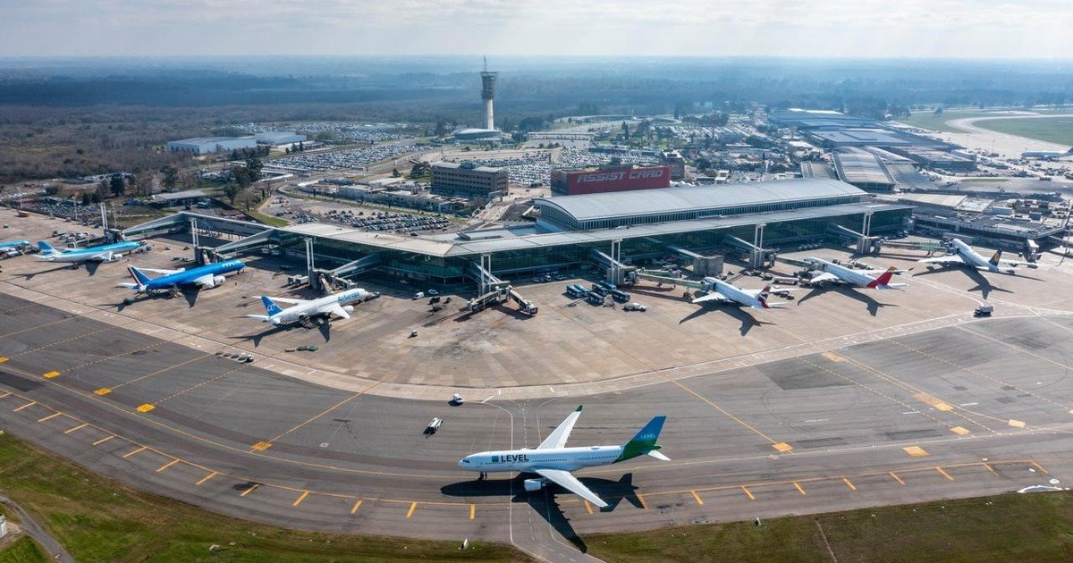 Se dilata una negociación por la concesión de aeropuertos y peligran obras por más de US$ 600 millones para ampliar 35 terminales