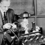 Henry Ford, alma mater de la producción en serie: "Si un trabajador se considera experto, lo despedimos; nadie puede creerse especialista si conoce realmente su labor"