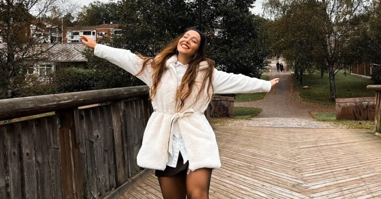 Nerea Bartolomé, arquitecta española en Finlandia: “Si eres de esas personas que cuando sale del trabajo dice ‘una caña y para casa’, prepara unos 414 euros al mes”