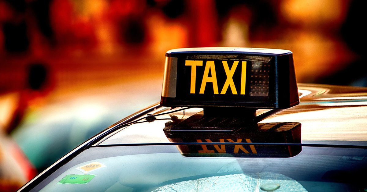 Sebastián, taxista en Mallorca: "Llego a facturar 7.000 euros por mes pero de abril a octubre no me tomo ni un día libre y trabajo hasta 14 horas"