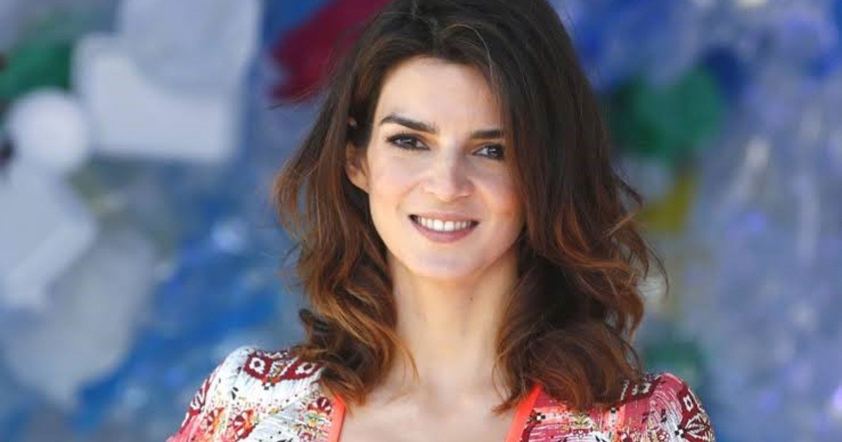 Clara Lago, 36 años, sobre su alimentación vegana: "Mis imprescindibles son los puerros a la vinagreta con crema de kimchi, la crema de coliflor con setas de temporada y la fideuá"