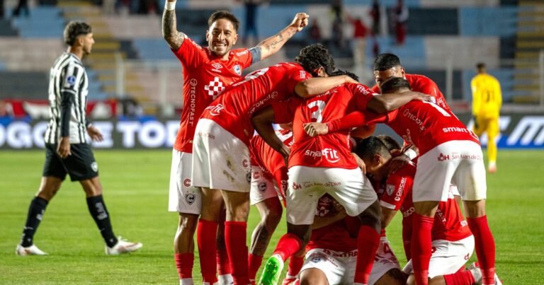 El sorprendente Cienciano que humilló 6-1 a Botafogo: cuatro argentinos y un polémico DT santafesino detrás de la hazaña