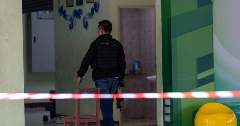 Tragedia en Tailandia: un adolescente mata a sus abuelos y a cinco personas en un colegio