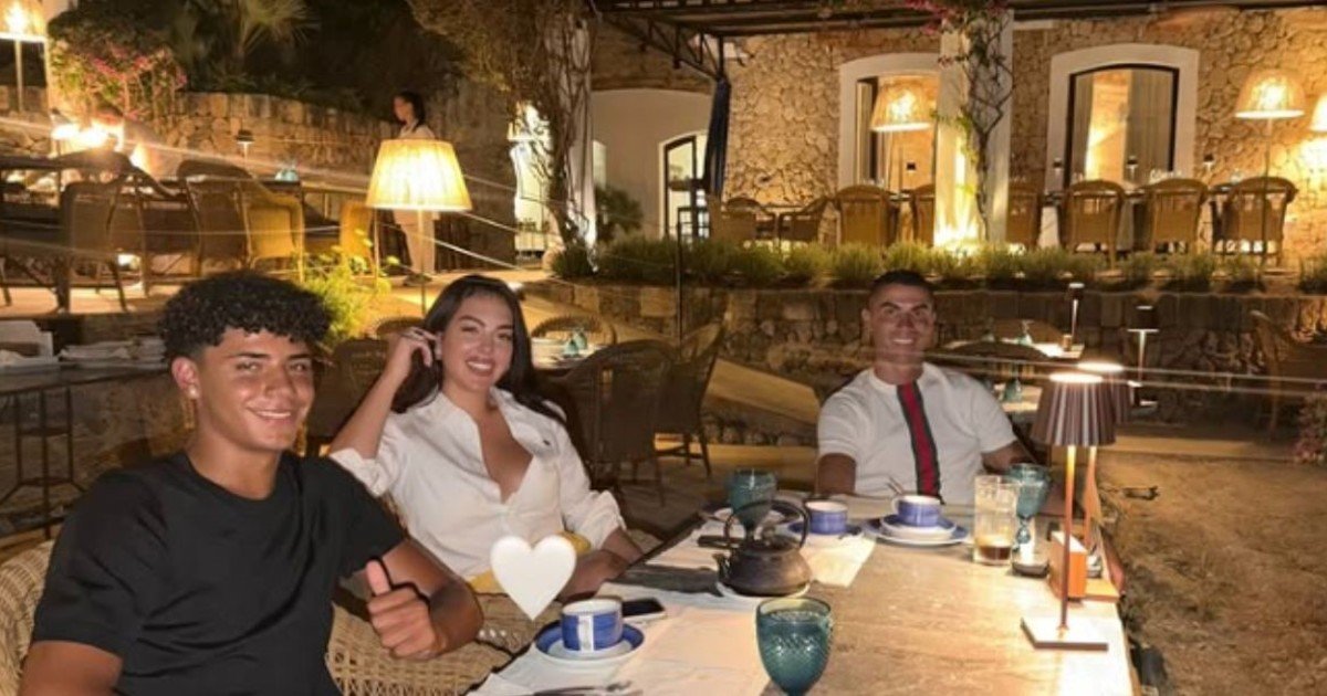 El impactante castillo elegido por Cristiano Ronaldo y Georgina Rodríguez para sus vacaciones: más de 106.000 metros cuadrados
