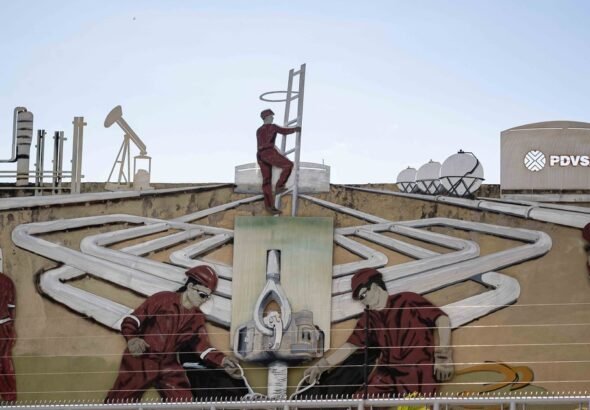 Venezuela analiza dejar la OPEP tras más de 60 años, y se alinea cada vez más a Estados Unidos