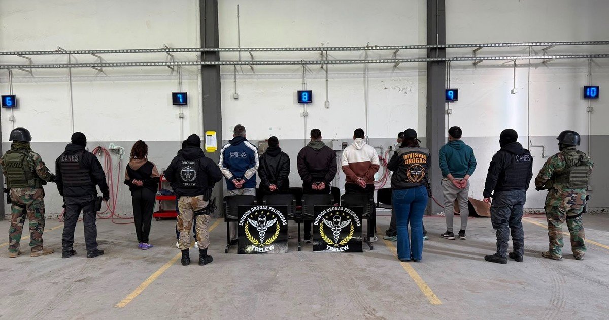 Megaoperativo contra una banda narco dirigida desde la cárcel por "El hombre de las mil caras": 40 allanamientos y 17 detenidos