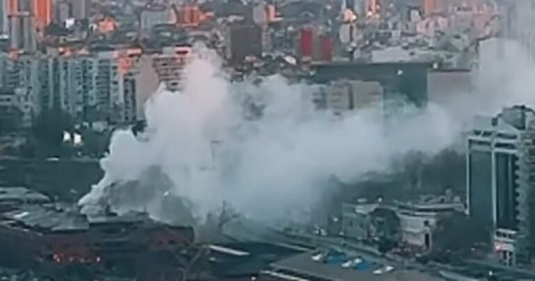 Incendio en un popular restaurante de Puerto Madero: evacuaron el lugar y dos personas fueron atendidas por el SAME