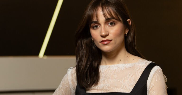 Carolina Kopelioff, la chica Disney que supo meterse en el barro y que ahora será una carmelita descalza abusada y torturada