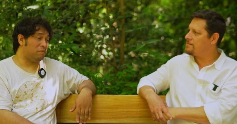 Dos argentinos que viven en Grecia revelan lo más difícil de emigrar: “Los griegos a veces hablan con un tono rudo, fuerte, cortante y parece que estuvieran de mal humor, pero es la manera que tienen de hablar”