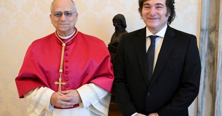¿Habrá feriado por la visita del Papa León XIV?: qué analiza el Gobierno
