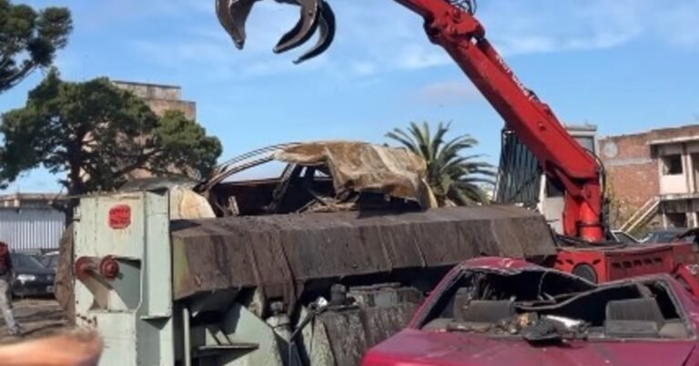 Un distrito del GBA sacó este año de las calles 450 autos abandonados