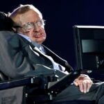 Stephen Hawking: "Cada uno de nosotros existe durante un tiempo muy breve, y en dicho intervalo tan sólo explora una parte diminuta del conjunto del universo"