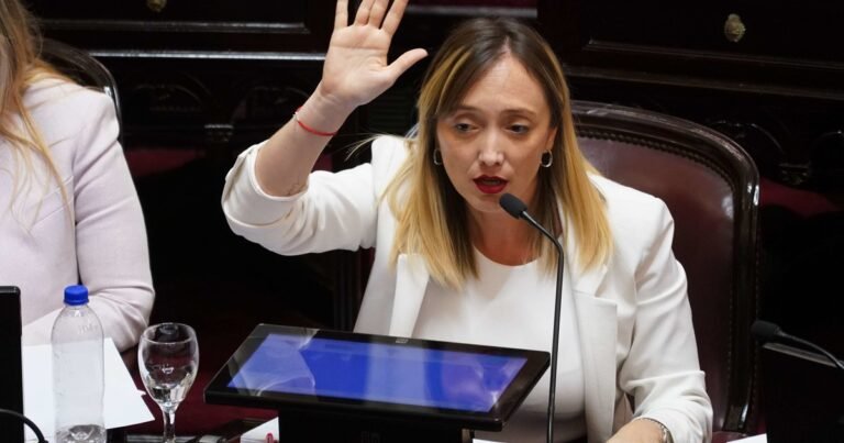 Mensaje borrado e interna peronista en el Senado por el decreto de Milei que le da a Mendoza las regalías que compartía con La Pampa
