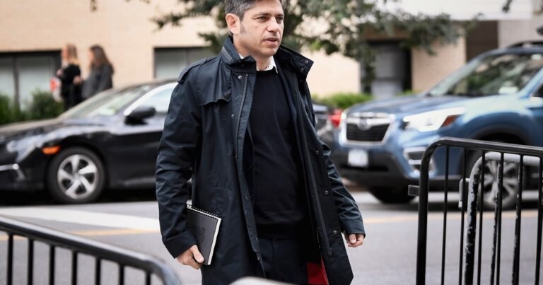 Axel Kicillof calificó de "decisión gravísima" el fallo de la Corte que eliminó las restricciones para la compra de tierras por parte de extranjeros