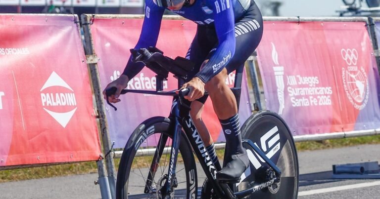 Juegos Suramericanos 2026: el sanjuanino Mateo Kalejman dio el batacazo en ciclismo en ruta y ganó el oro para Argentina tras 16 años