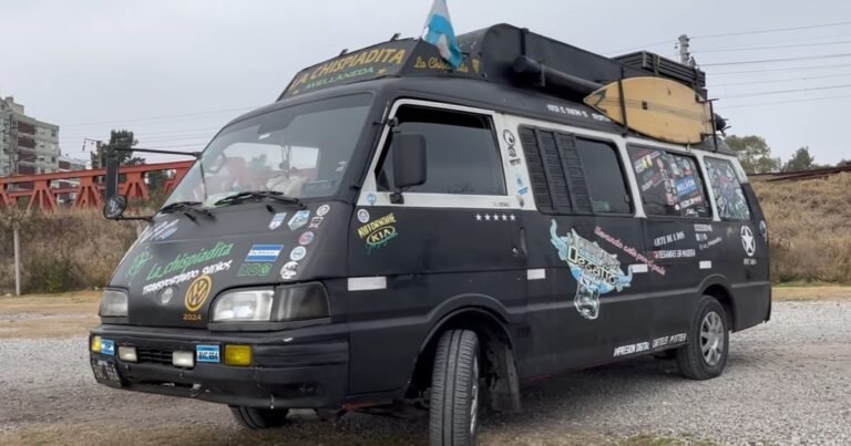 Graciela y Jose Luis, pareja de jubilados argentinos viven en motorhome: "No postergen los sueños, el dinero se recupera pero la vida no. Ahora queremos llegar a México con nuestra mesa de artesanías"