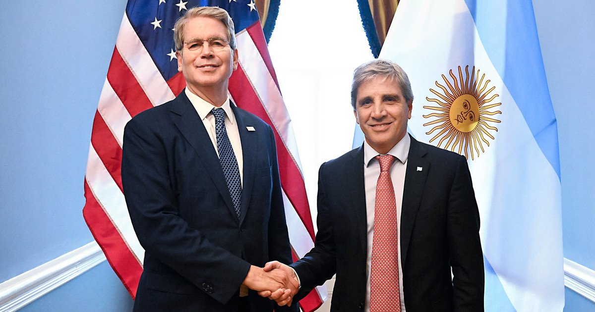 Antes de reunirse con Caputo, Scott Bessent elogió el plan económico del Gobierno: "Todos decían que era imposible"